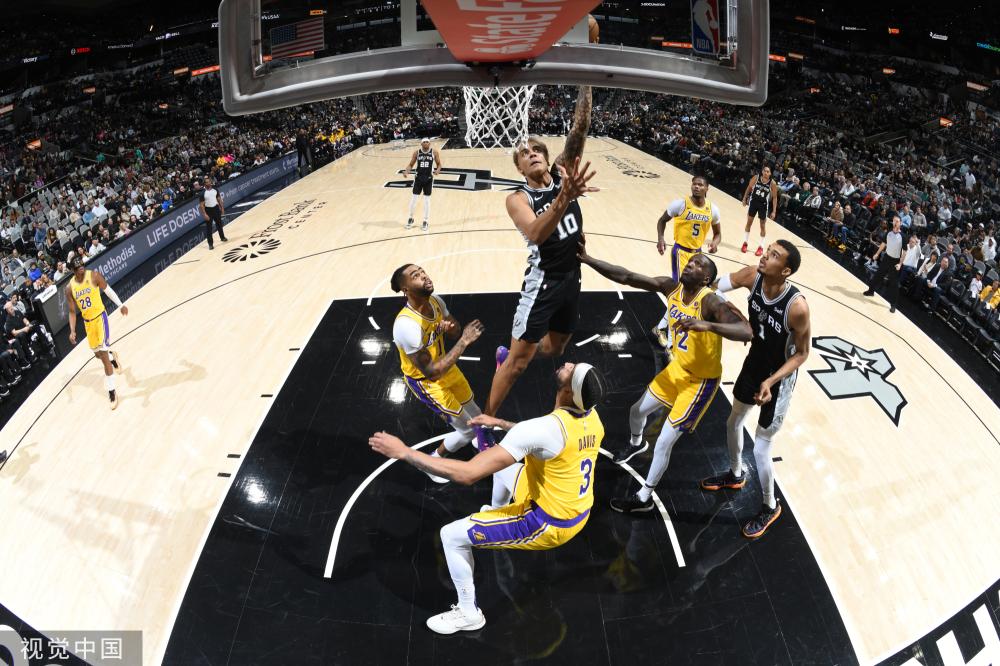 的场上阅读 的场上阅读